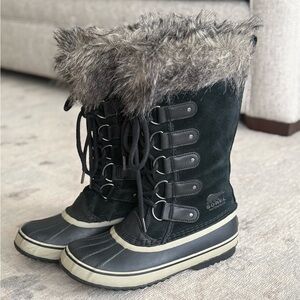 Sorel Joan of Arctic Waterproof Winter Boots Size 9